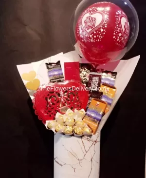 Chocolates For Valentine's Day - TheFlowersDelivery.com