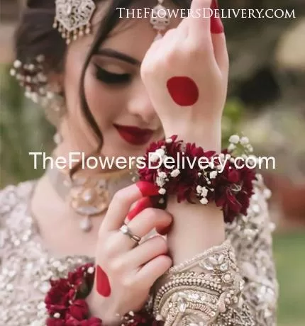 flower jewellery-theflowersdelivery