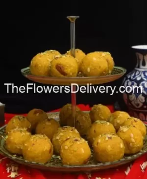 Cakes & Bakes Moti Choor Ladu- Best moti choor ladu- theflowerdelivery.com