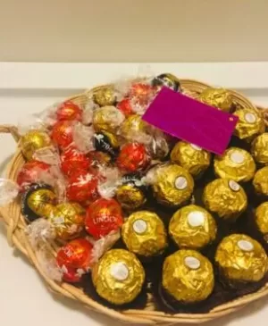Online Chocolates Gift Lahore - TheFlowersDelivery.com