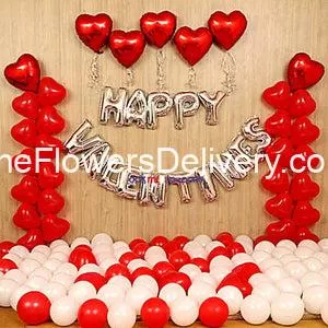 Valentine's Day Balloon Decor Pakistan - TheFlowersDelivery.com