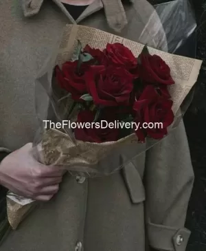 Valentine Bouquet Faisalabad - TheFlowersDelivery.com