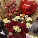Flowers Gift Box Delivery Karachi -TheFlowersDelivery.com