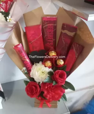 Valentine's Day Gift Pakistan - TheFlowersDelivery.com