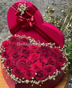 Valentine Flower Box Lahore - TheFlowersDelivery.com