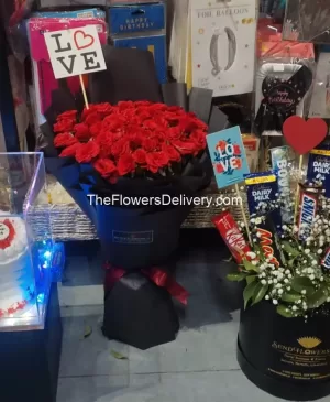 Valentine Combo Delivery in Lahore - TheFlowersDelivery.com