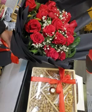 Dry Fruits Flower Gifts in Lahore - TheFlowersDelivery.com