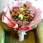 Valentine Flowers Gift to Pakistan - TheFlowersDelivery.com